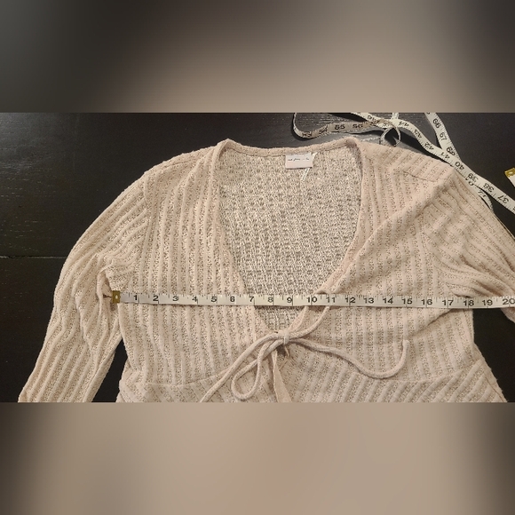 Urban Outfitters Out From Under Flyaway Tie Front Top, Cream, Large - Picture 8 of 10